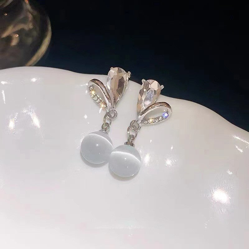 Crystal Teardrop & White Bead Dangle Earrings – Graceful Luxe Finish