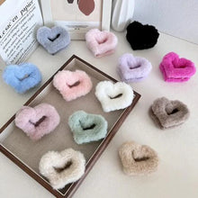 Fuzzy Heart Hair Claw – Soft Plush Clip for Cozy & Cute Hairstyles