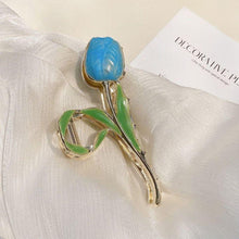 Pastel Tulip Hair Clutcher – Enamel Floral Design in Soft Tones