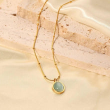 Oval Stone Pendant Necklace – Minimalist Elegance